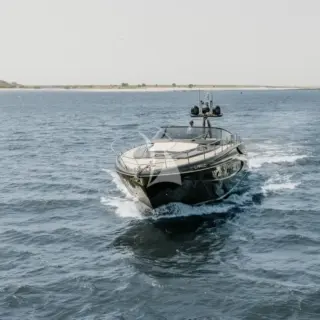 LARGO - Image 4