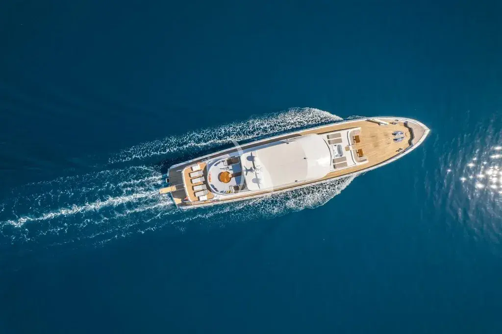 DEEP WATER - Cruising