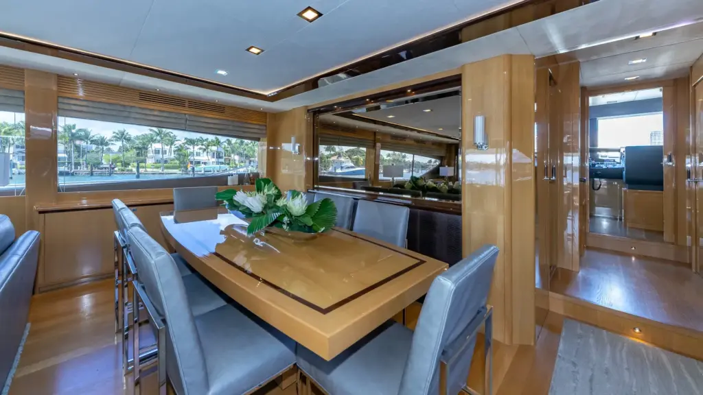 NO CURFEW - Formal Dining