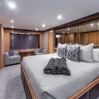 Master King Starboard