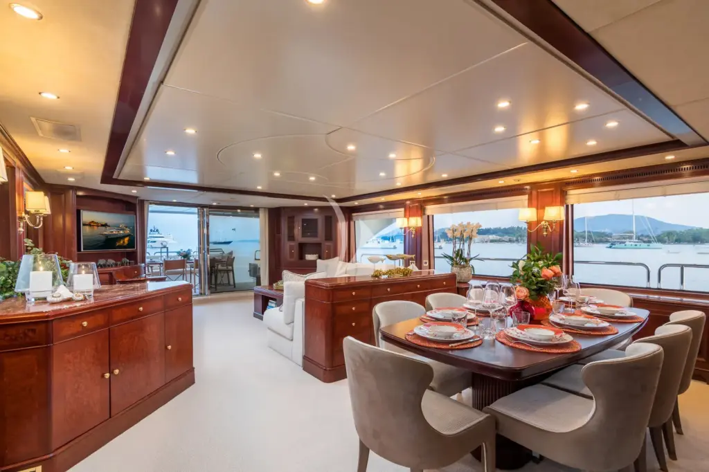 Endless Summer - Salon