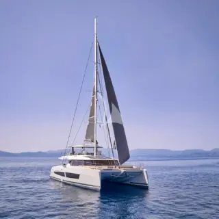 Aloia 80 sailing