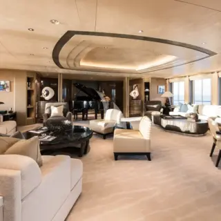 RoMEA Interior