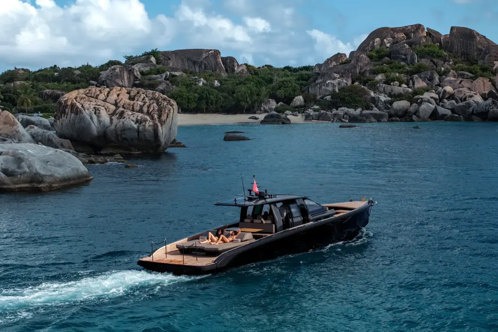 CARINTHIA VII -  T2 Chase Tender 18.4M