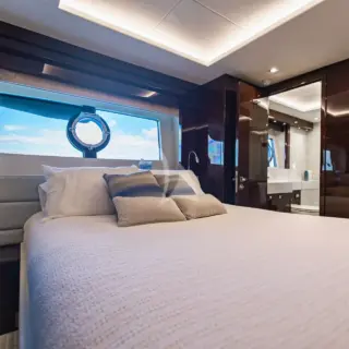 Double Cabin