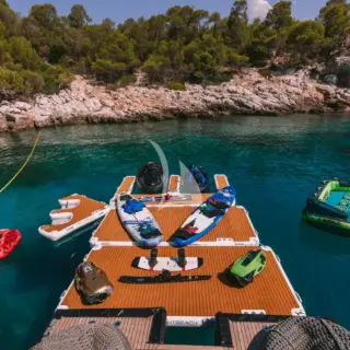 Aft deck - Beach club