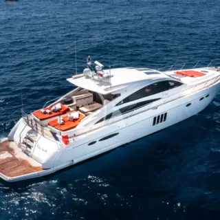 M/Y P'TITE BOUILLE