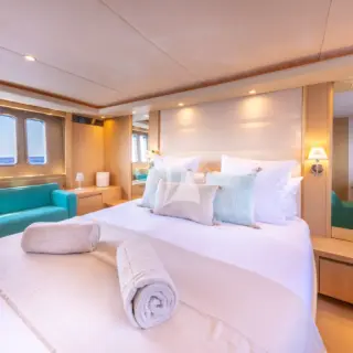 M/Y P'TITE BOUILLE Master Cabin