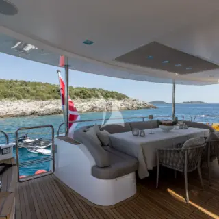 Main Deck - Al fresco Dining