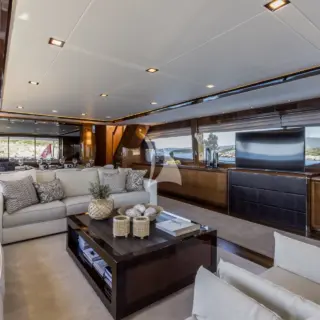 Main Deck - Salon