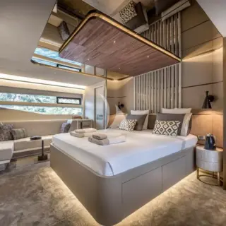 M/Y KAMOKA  - Master Cabin