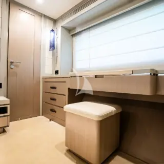Queen Primary Stateroom