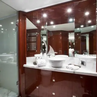 Ensuite to the VIP cabin