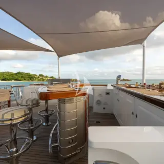 Sun deck bar