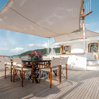 Sun deck dining area