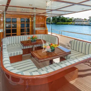 Main deck aft