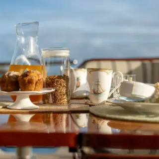 Breakfast set-up