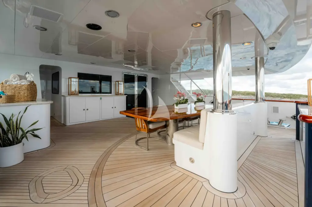 NICOLE EVELYN - Main Aft Deck
