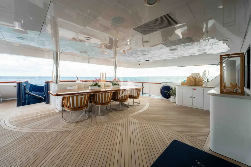 NICOLE EVELYN - Main Aft Deck 