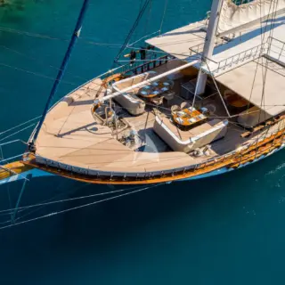 ADMIRAL - Image 12