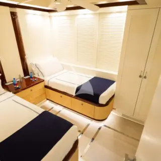 Guest Twin with Pullman