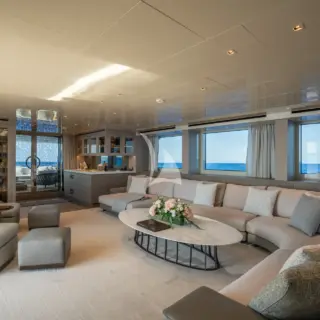 LANCE | Main Saloon