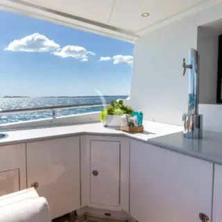 Skylounge Deck Beer/Wine Tap