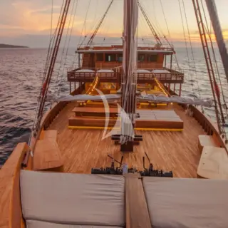 PRANA - Image 15