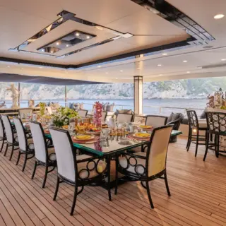 Upper deck aft dining area