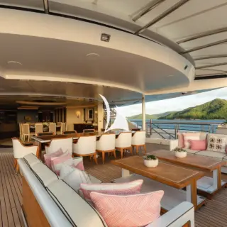 Upper deck aft