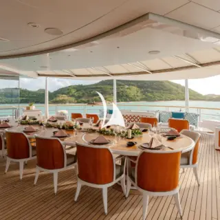 Bridge Deck Aft