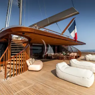 Main Aft Deck