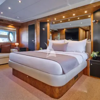 ANLIA - Master Suite 