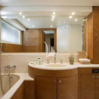 ANLIA - Master suite - Bathroom