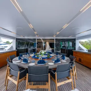 Bridge Deck Aft
