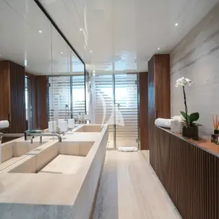 Master cabin en suite