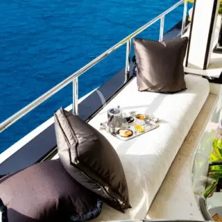SUN DECK