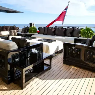 UPPER DECK