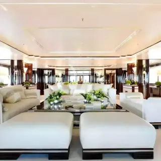 MAIN SALON