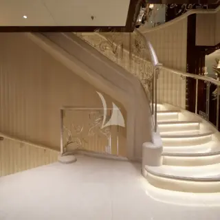 LIONESS V - Staircase