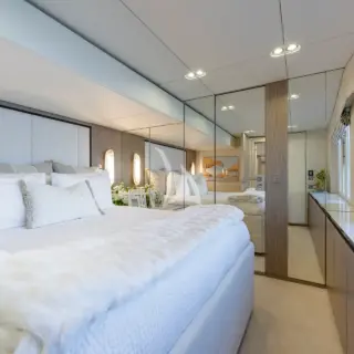 Port hull stateroom