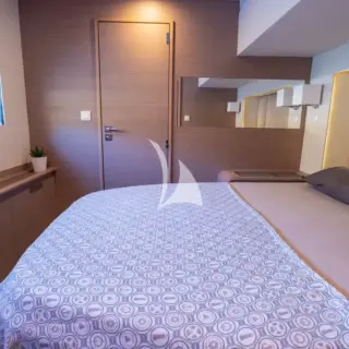 Double cabin