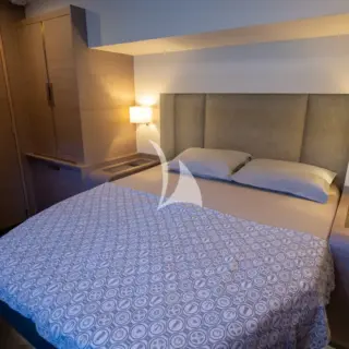 Double cabin