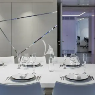 Main deck dining