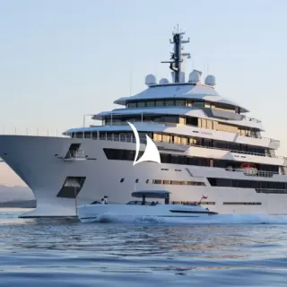 RENAISSANCE and her 13m open limousine tender