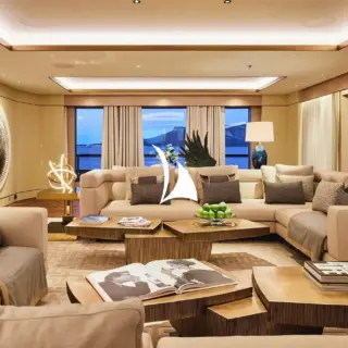 Owner's deck lounge
