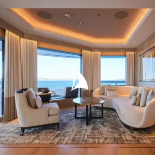 Owner's deck - stateroom - starboard side