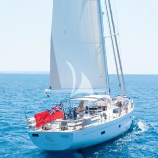 CHAMPAGNE HIPPY - Sailing