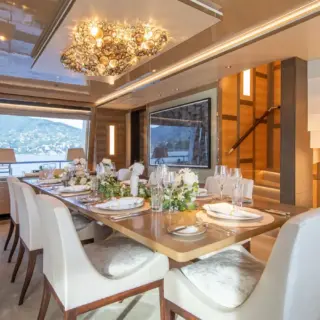 Lady Victoria - Image 10