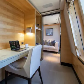 Lady Victoria - Image 11